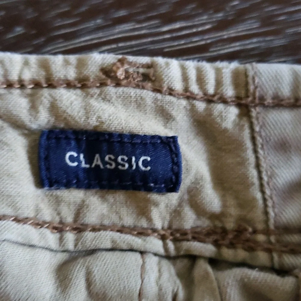 American Eagle Outfitters Khaki Shorts - Picture 6 of 10